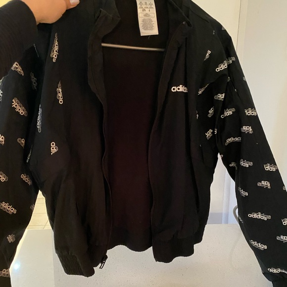 Adidas Windbreaker - Picture 4 of 5